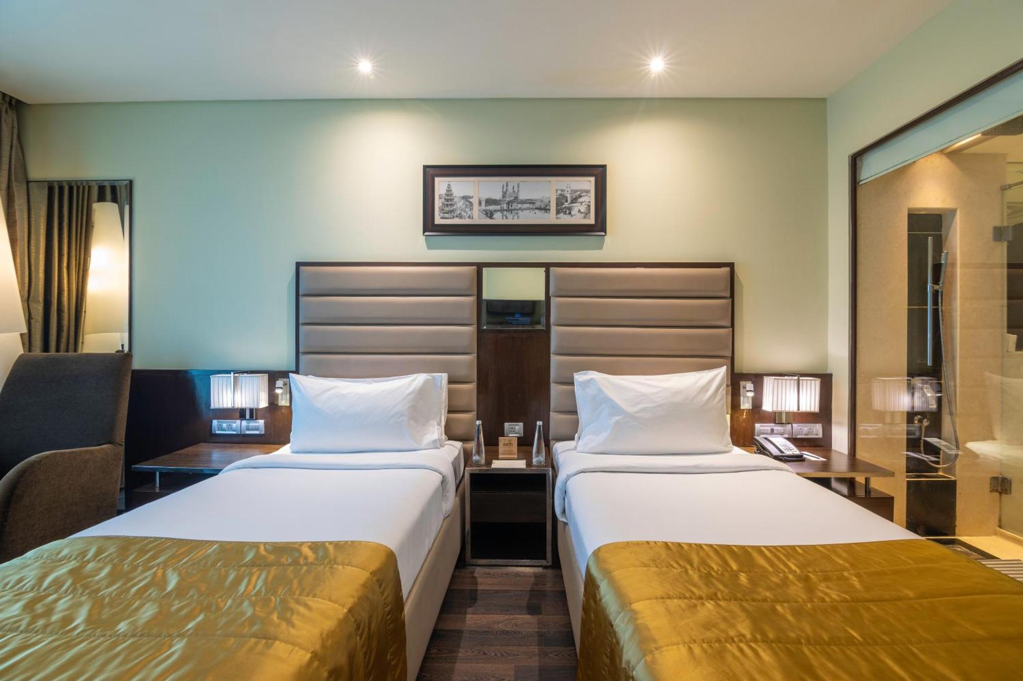 Vivanta Hyderabad, Begumpet Eksteriør bilde Deluxe Room