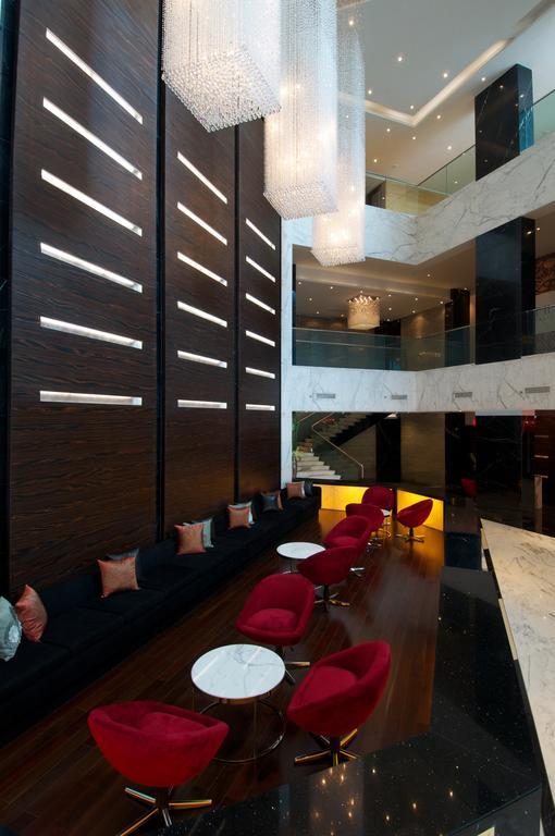 Vivanta Hyderabad, Begumpet Eksteriør bilde The interior of the lounge